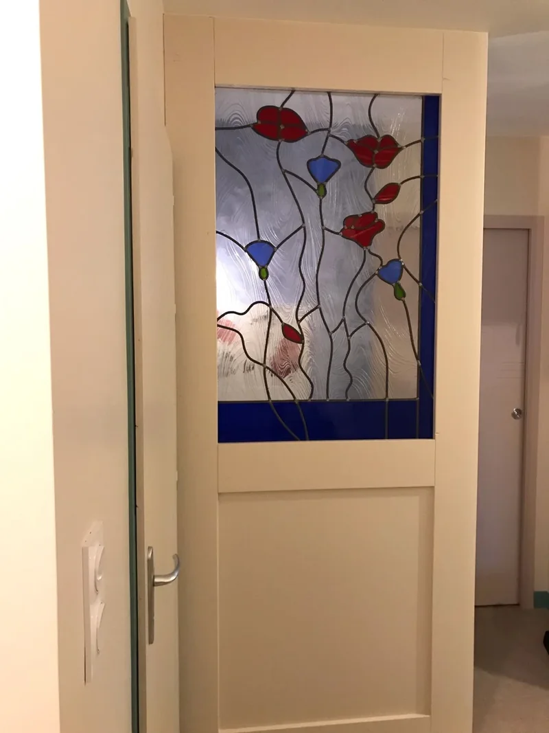Vitrail bleuets et coquelicots