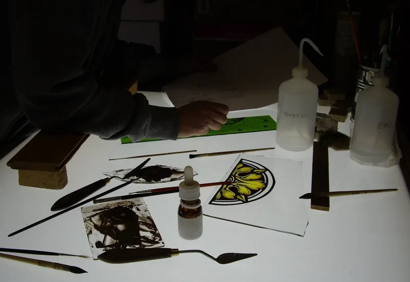 Mise en peinture pièce de verre restaurée